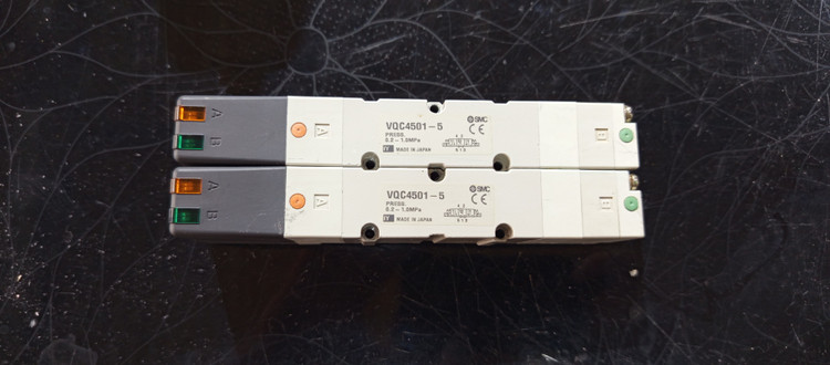 شیر برقی 5/3 پنوماتیک SMC VQC4501-5