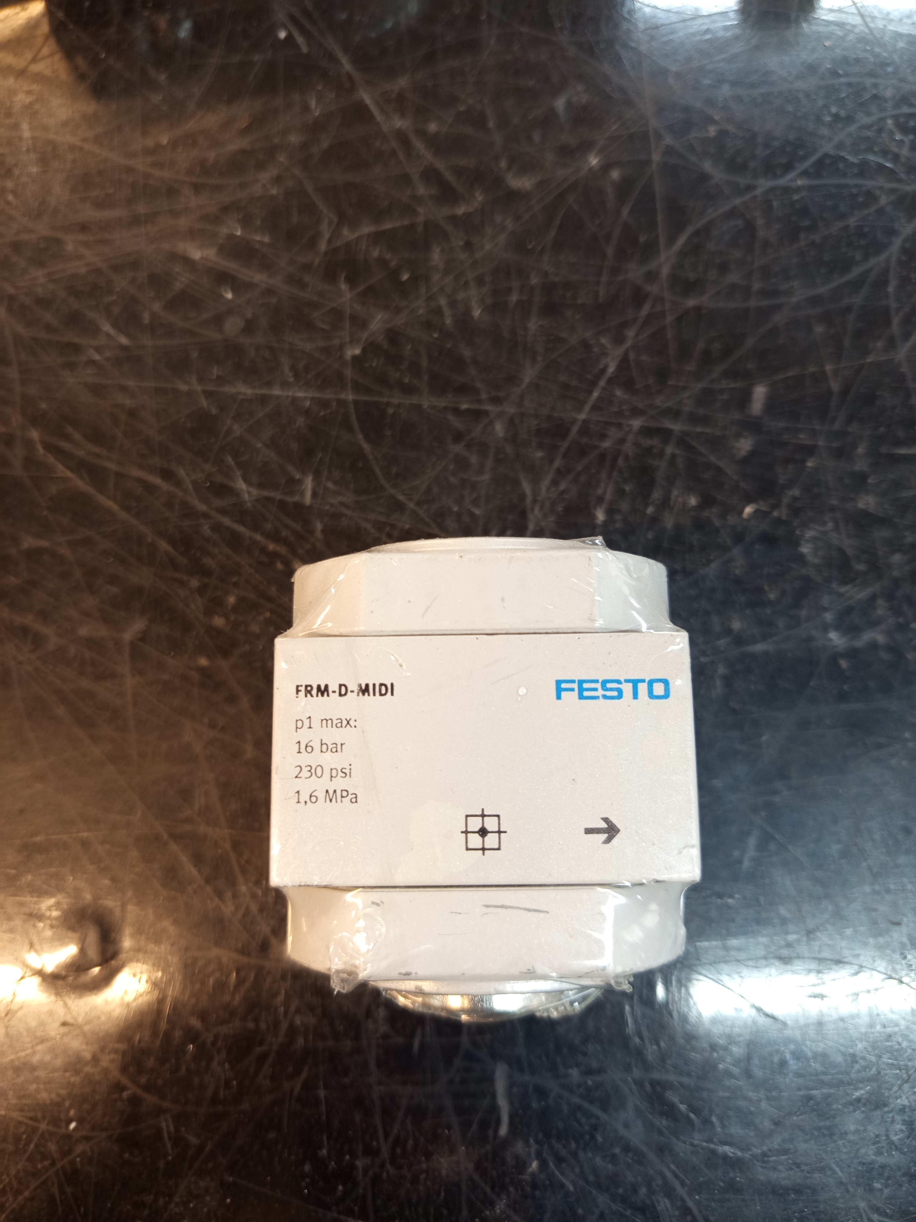 شیر تقسیم فستو FESTO - FRM -D-MIDI