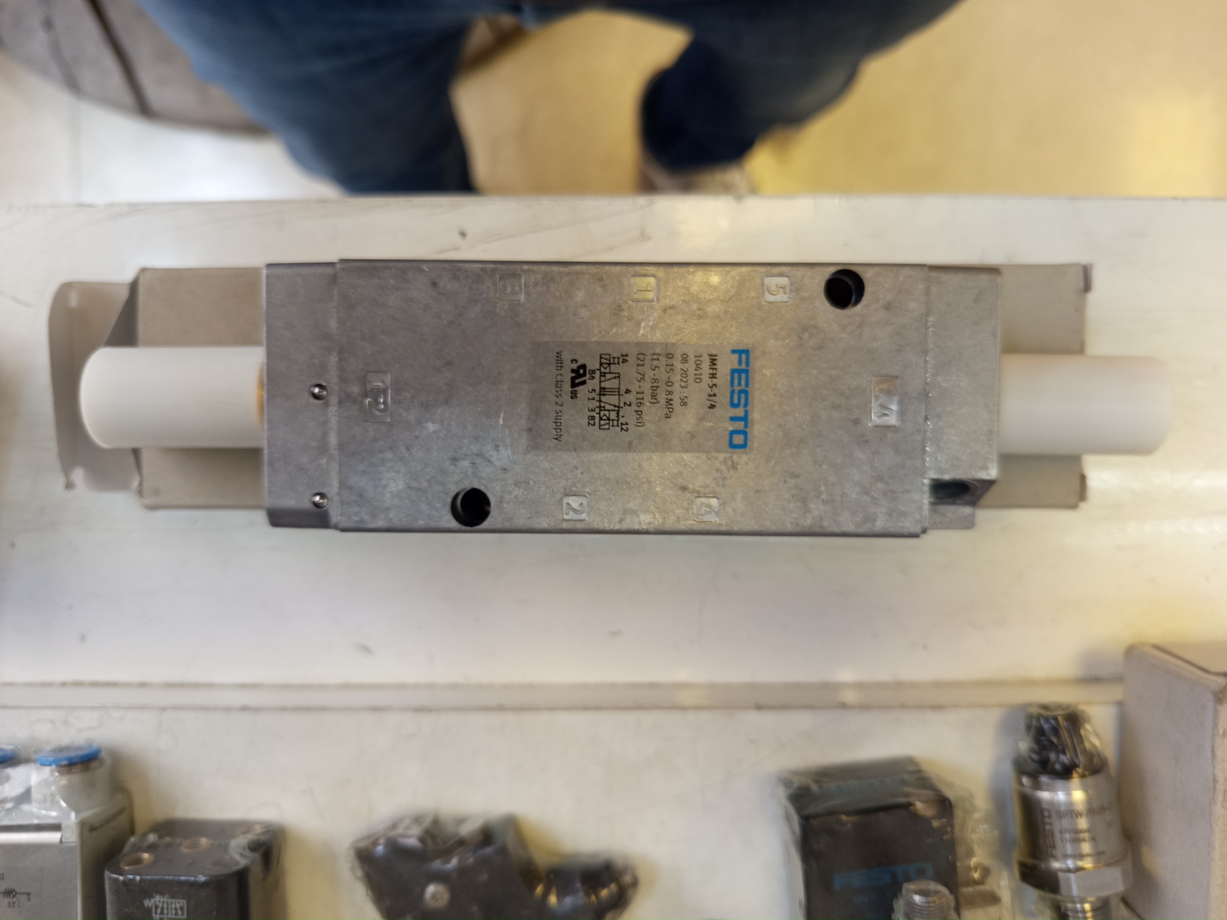 شیر برقی فستو FESTO-JMFH-5-1/4