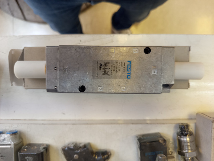 شیر برقی فستو FESTO-JMFH-5-1/4