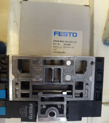 شیر بلوکی پنوماتیک فستو FESTO-CPV18-M1H-2X3-GLS-1/4