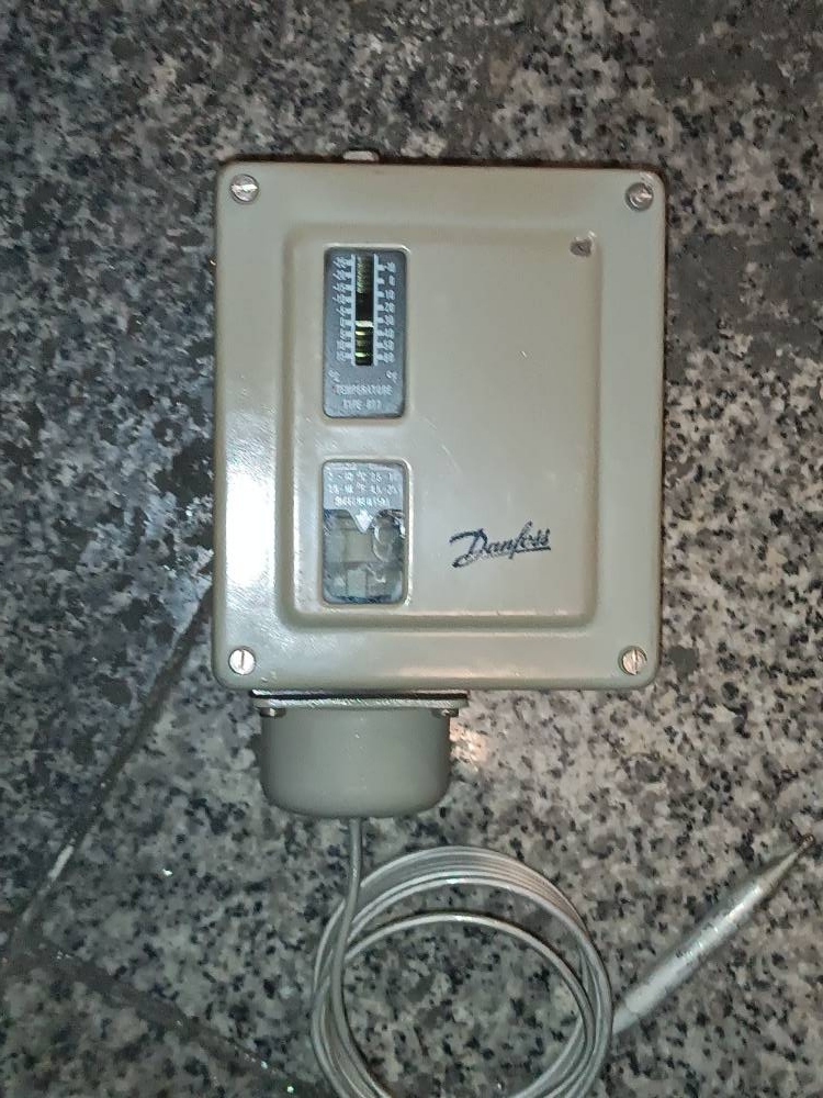 ترموستات دنباله دار دانفوس DANFOSS-RT7